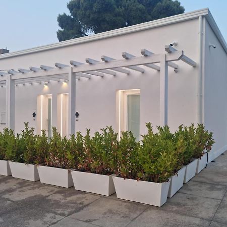 Lci Deluxe Rooms San Cataldo  Exteriör bild